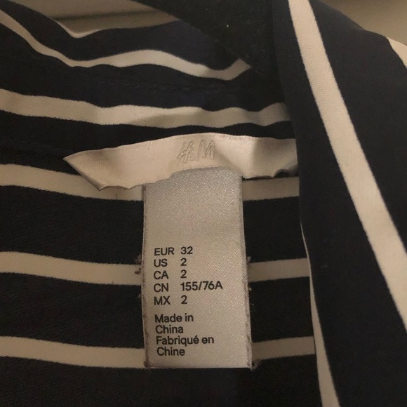 H&M strip button up - Picture 3 of 4